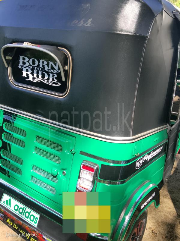 Bajaj 4 stroke 2015 - மறுசீரமைக்கப்பட்டது முச்சக்கர வண்டி sale in Sri Lanka - patpat.lk