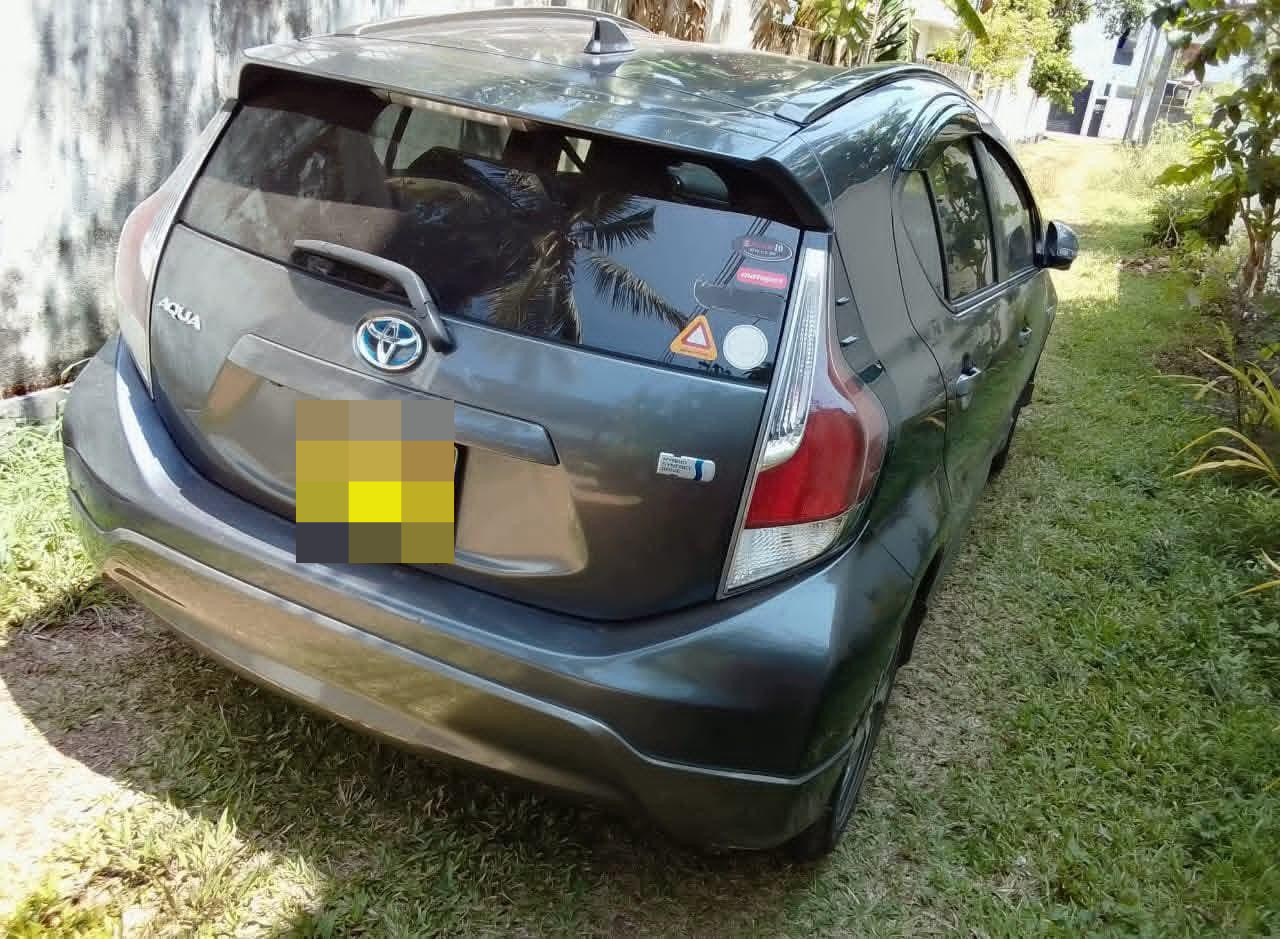 Toyota Aqua 2015 - Used Car sale in Sri Lanka - patpat.lk