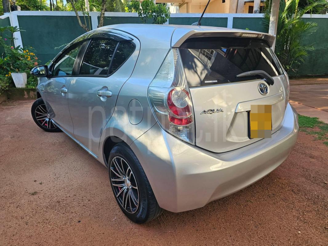 Toyota Aqua 2013 - Used Car sale in Sri Lanka - patpat.lk