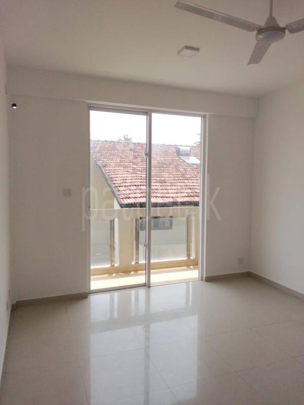 Semi Luxury Apartment for Sale in Kirulapone