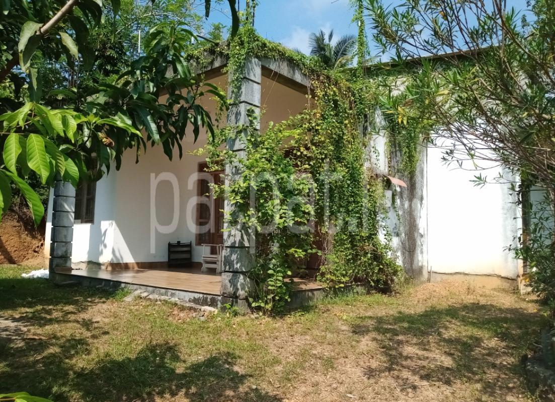 House for Sale in Hikkaduwa ads-image-1