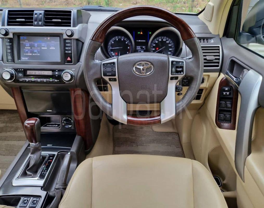 Toyota Land Cruiser 2015 - Used SUV sale in Sri Lanka - patpat.lk