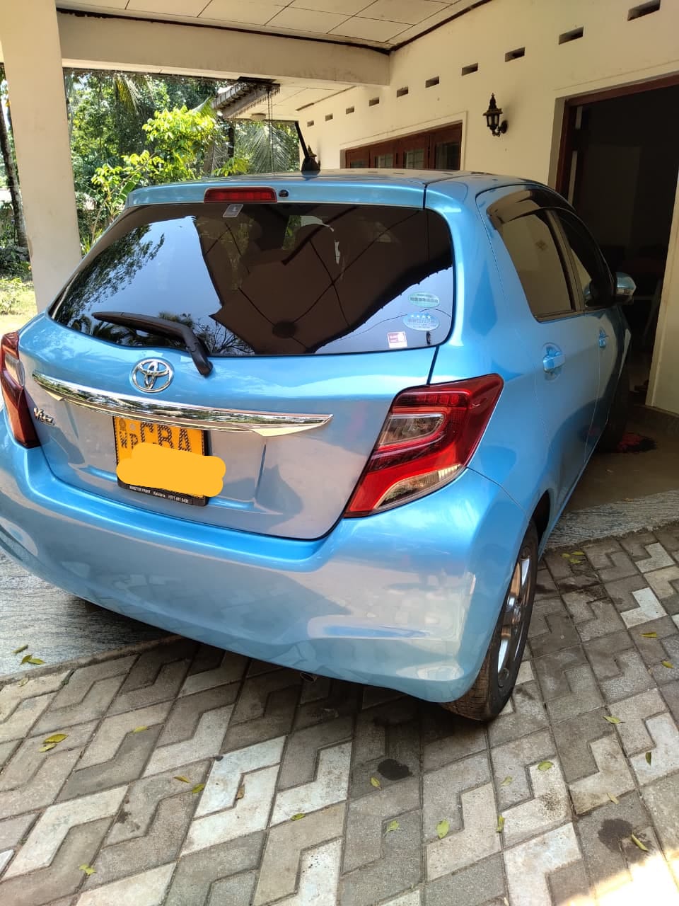 Advertisement image 1