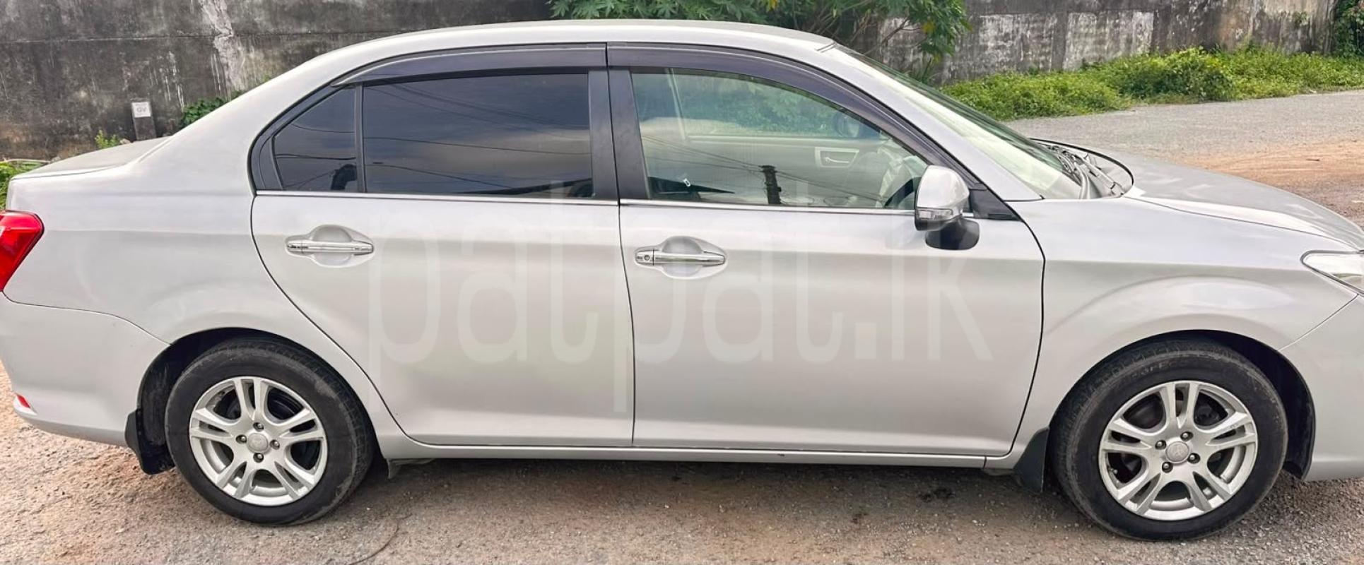 Toyota Axio 2015 - භාවිතා කරන ලද කාර් sale in Sri Lanka - patpat.lk