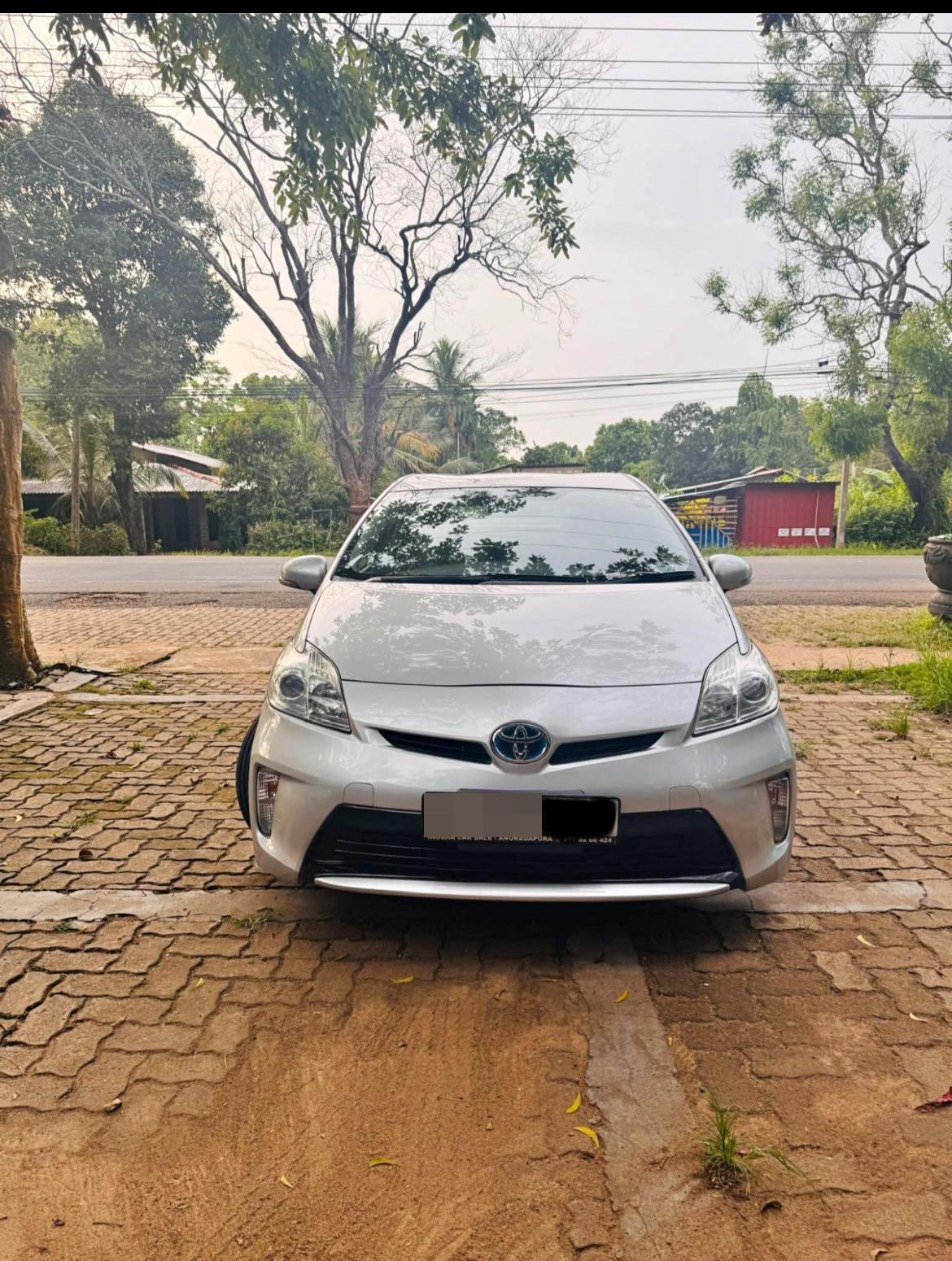 Toyota Prius 2013 - பயன்படுத்தப்பட்டது கார் sale in Sri Lanka - patpat.lk