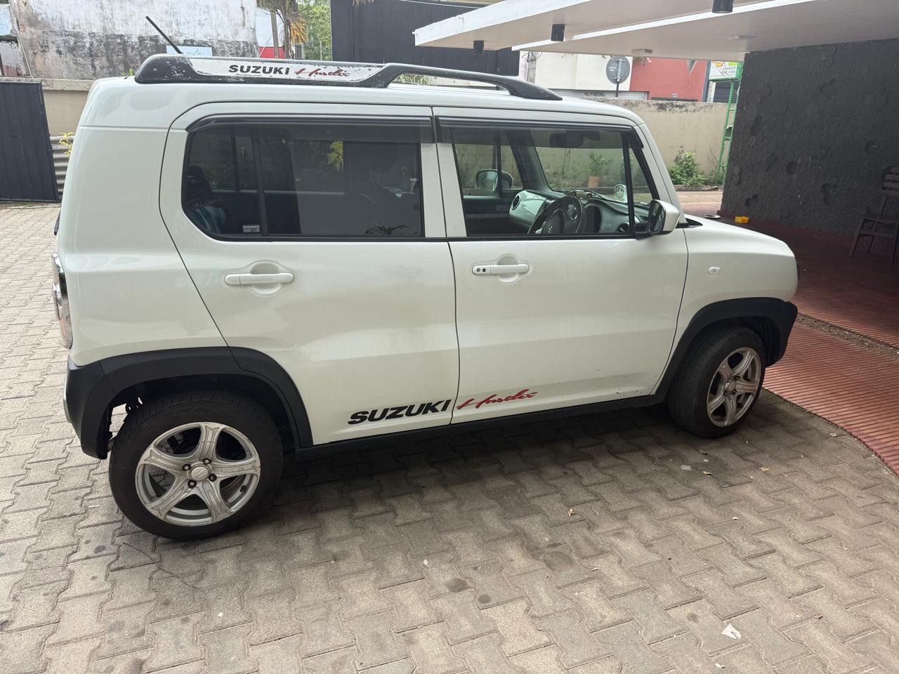 Suzuki Hustler 2015 - பயன்படுத்தப்பட்டது கார் sale in Sri Lanka - patpat.lk