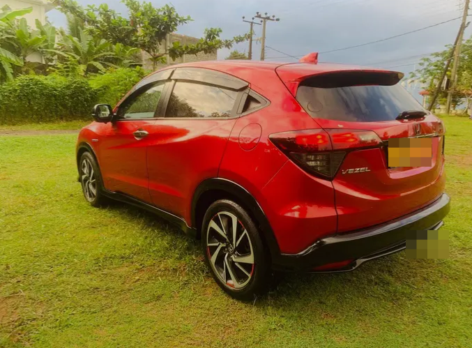Honda Vezel 2019 - பயன்படுத்தப்பட்டது SUV sale in Sri Lanka - patpat.lk