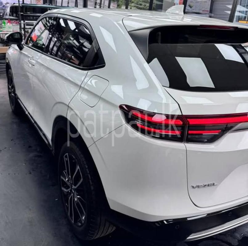 Advertisement image 4