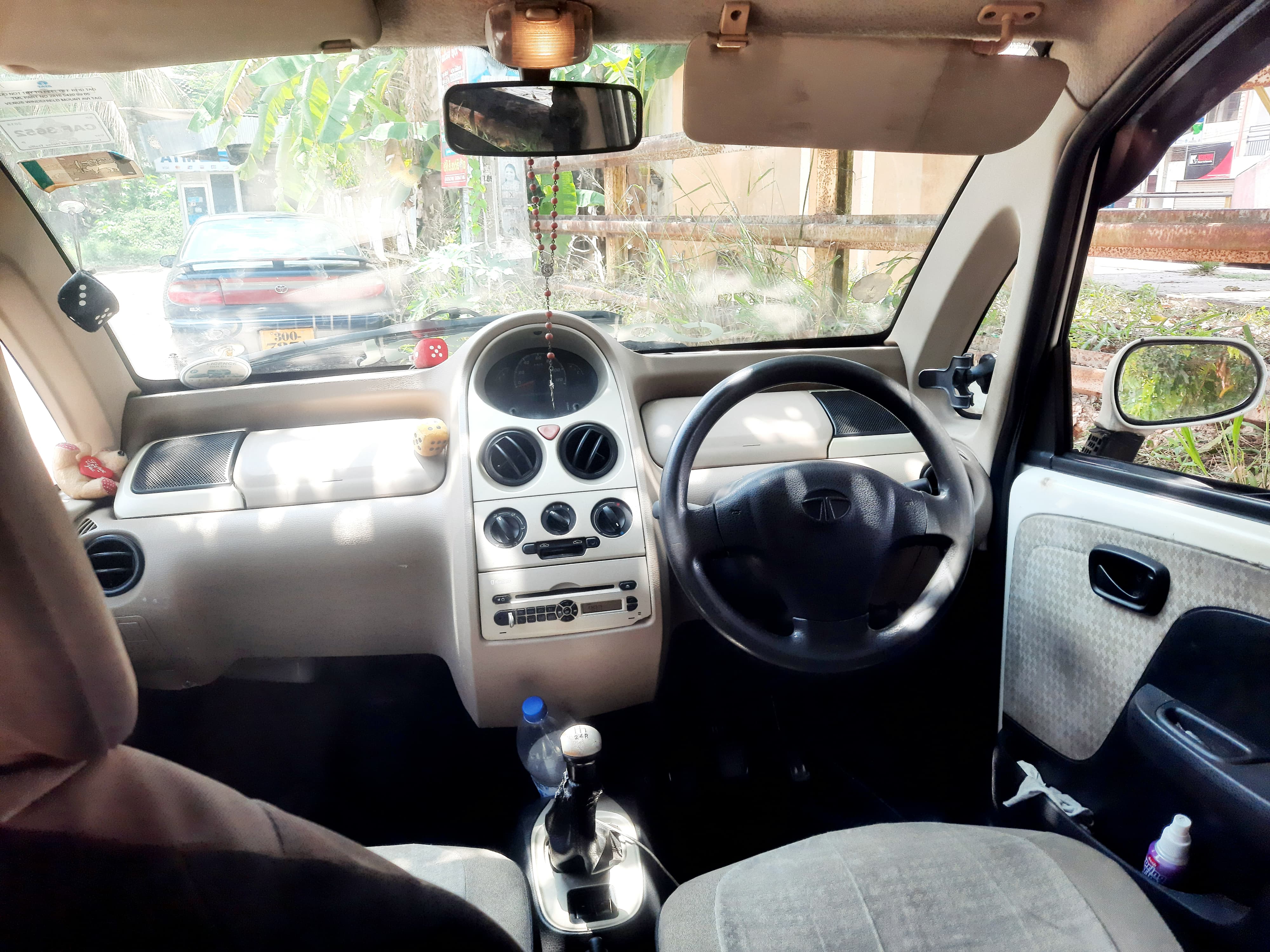 Tata Nano 2015 - பயன்படுத்தப்பட்டது கார் sale in Sri Lanka - patpat.lk