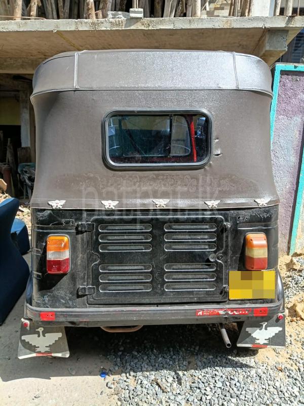 Bajaj 2 stroke 2001 - භාවිතා කරන ලද ත්‍රිරෝද රථය sale in Sri Lanka - patpat.lk