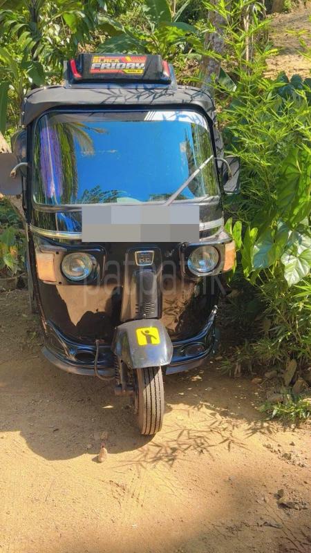 Bajaj Three Wheel 2012 - Used Three wheeler sale in Sri Lanka - patpat.lk