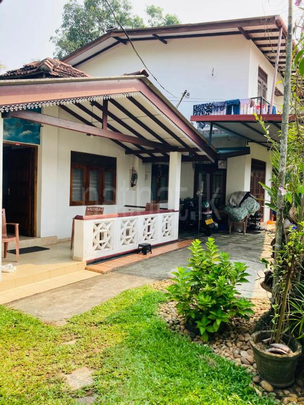 House for Sale in Pelawatta ads-image-1
