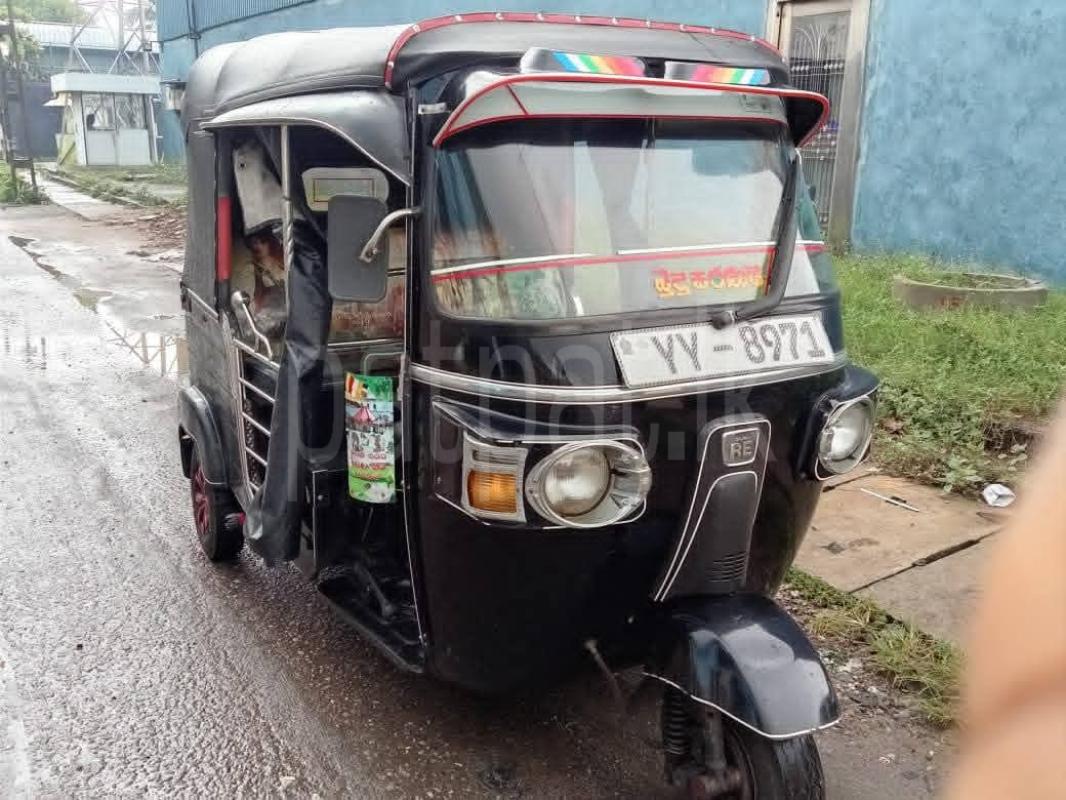 Bajaj 4 stroke 2012 - பயன்படுத்தப்பட்டது முச்சக்கர வண்டி sale in Sri Lanka - patpat.lk