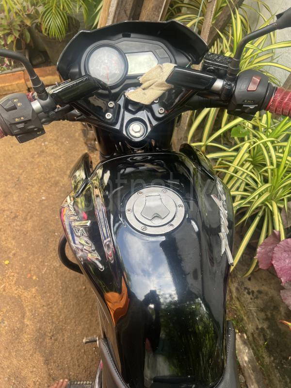 Bajaj Pulsar 2015 - Used Bike sale in Sri Lanka - patpat.lk