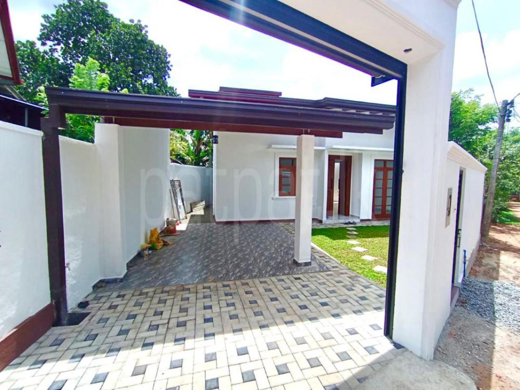 House for Sale in Kesbewa ads-image-1