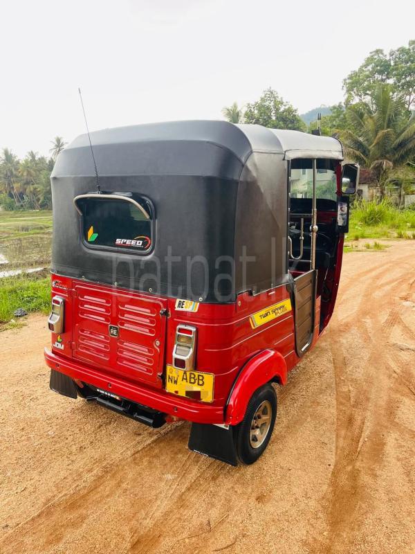 Bajaj Three Wheel 2015 - Used Three wheeler sale in Sri Lanka - patpat.lk