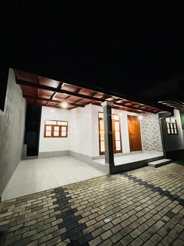 House for Sale in Homagama ads-image-1