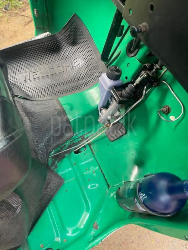 Bajaj 4 stroke 2012 - භාවිතා කරන ලද ත්‍රිරෝද රථය sale in Sri Lanka - patpat.lk
