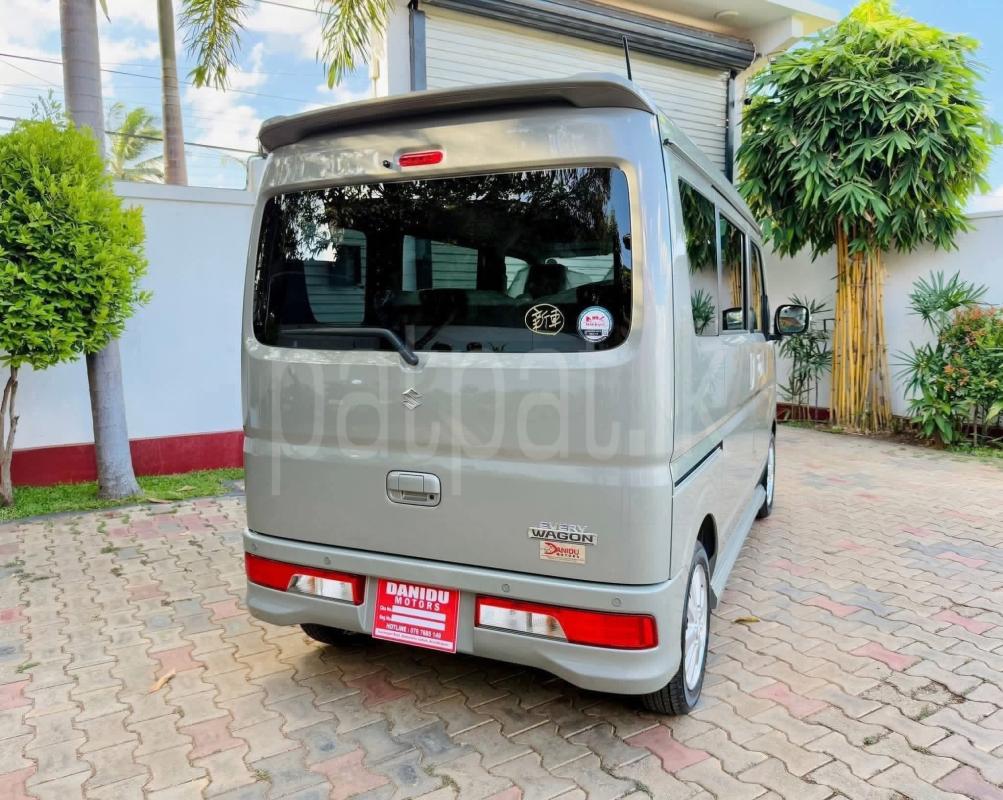 Advertisement image 3