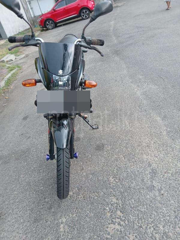 Bajaj Platina 2017 - பயன்படுத்தப்பட்டது பைக் sale in Sri Lanka - patpat.lk
