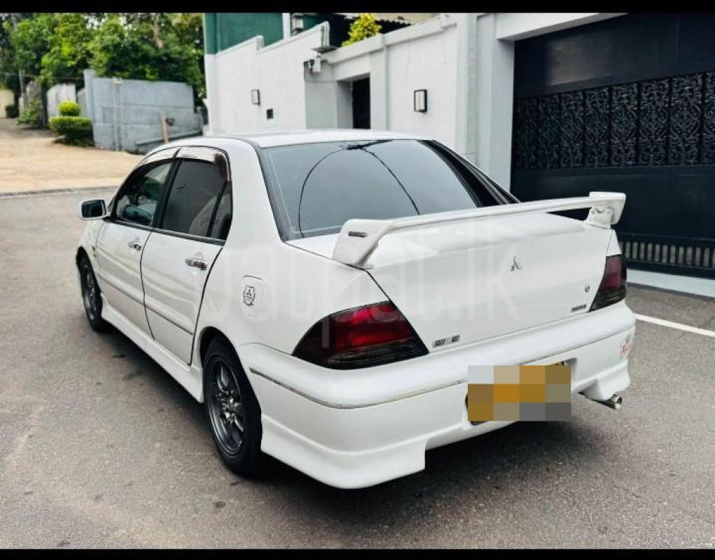 Mitsubishi Lancer 2002 - பயன்படுத்தப்பட்டது கார் sale in Sri Lanka - patpat.lk