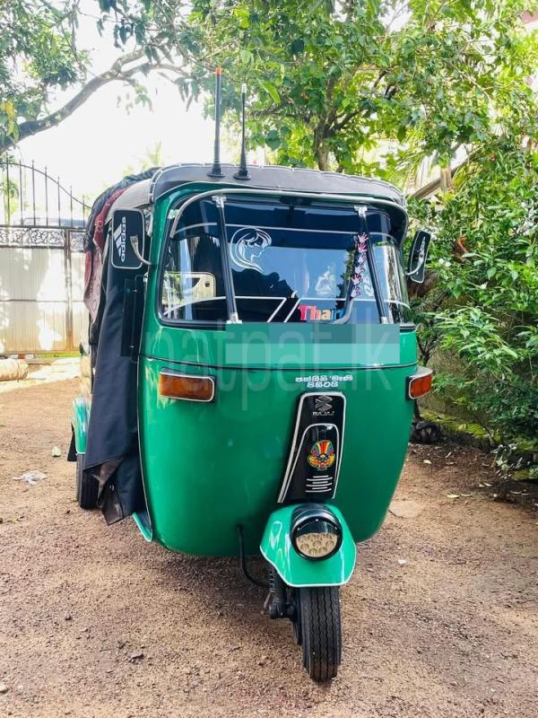 Bajaj Three Wheel 2006 - பயன்படுத்தப்பட்டது முச்சக்கர வண்டி sale in Sri Lanka - patpat.lk