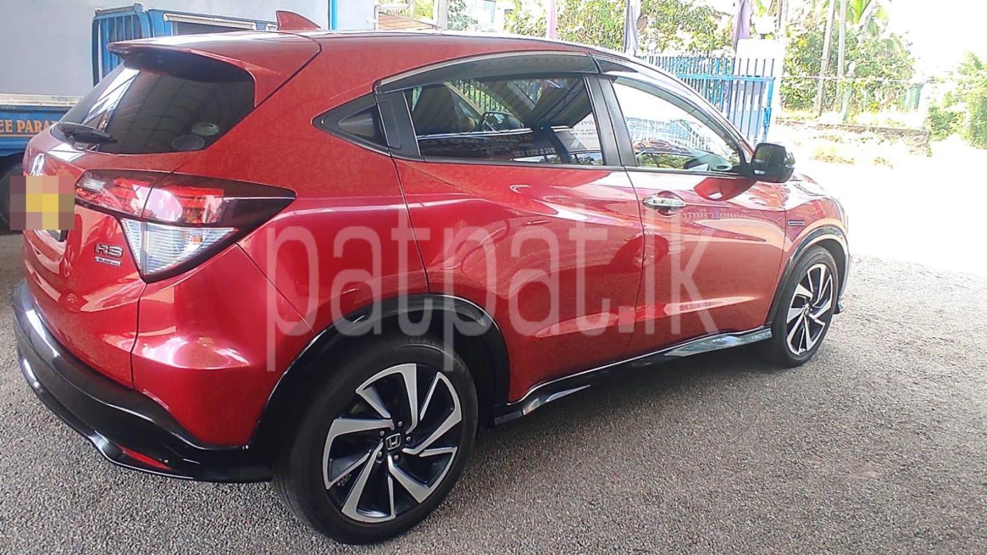 Honda Vezel 2017 - பயன்படுத்தப்பட்டது கார் sale in Sri Lanka - patpat.lk