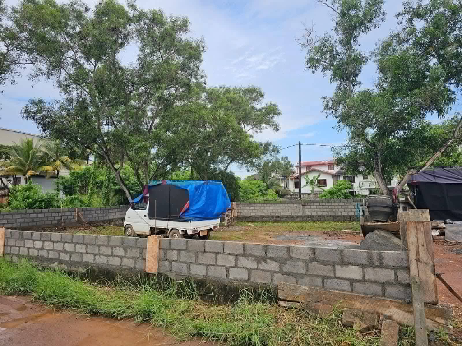 Residential Land for Sale in Kadawatha ads-image-1