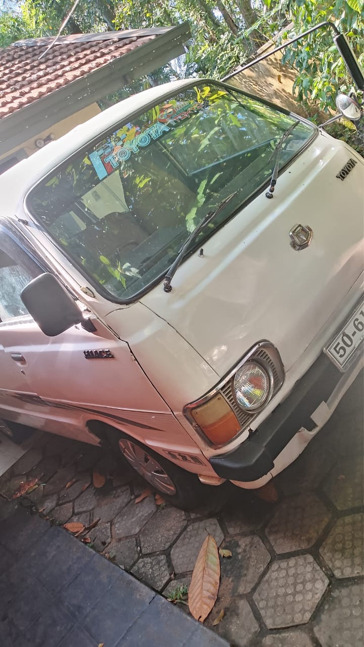 Toyota Hiace 1981 - Used Van sale in Sri Lanka - patpat.lk