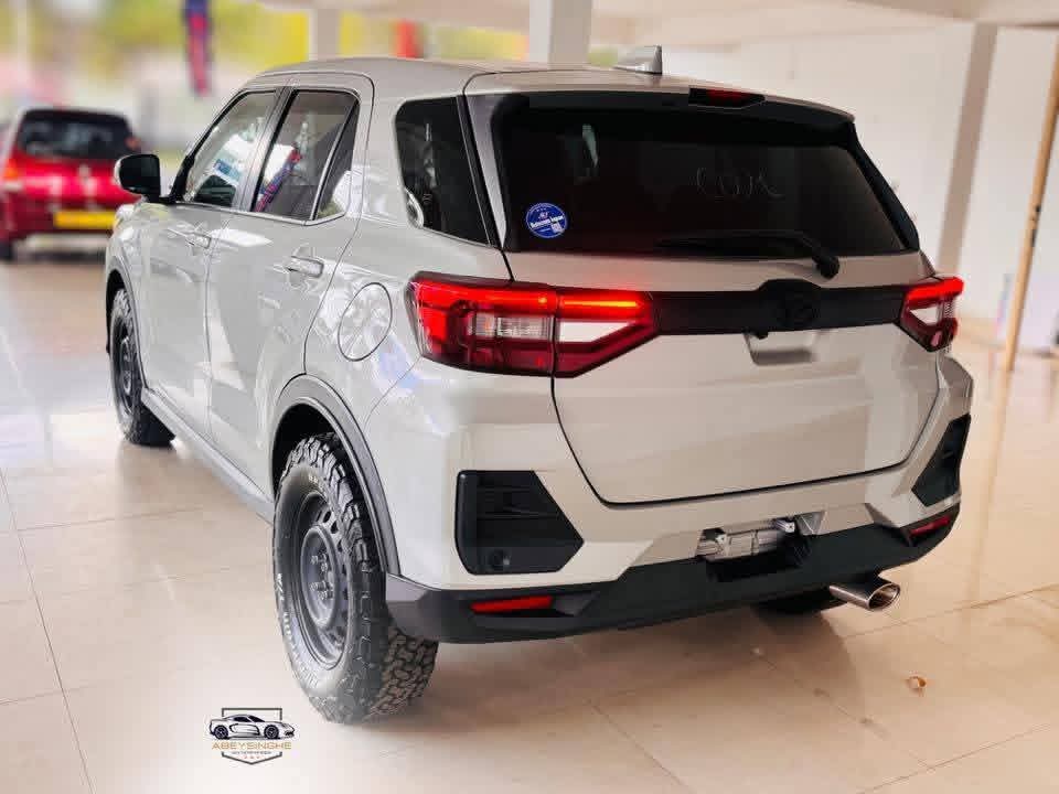 Daihatsu Rocky 2023 - பயன்படுத்தப்பட்டது SUV sale in Sri Lanka - patpat.lk