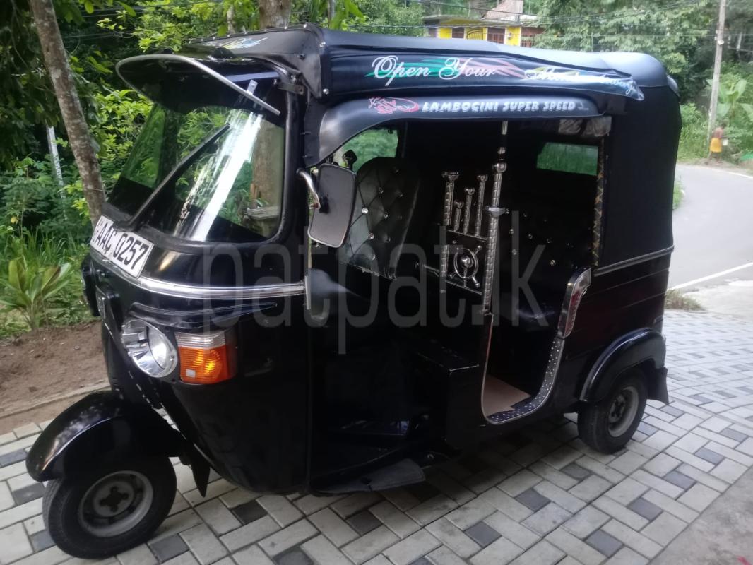 Bajaj 4 stroke 2013 - பயன்படுத்தப்பட்டது முச்சக்கர வண்டி sale in Sri Lanka - patpat.lk