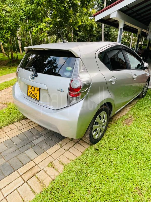 Toyota Aqua 2013 - பயன்படுத்தப்பட்டது கார் sale in Sri Lanka - patpat.lk