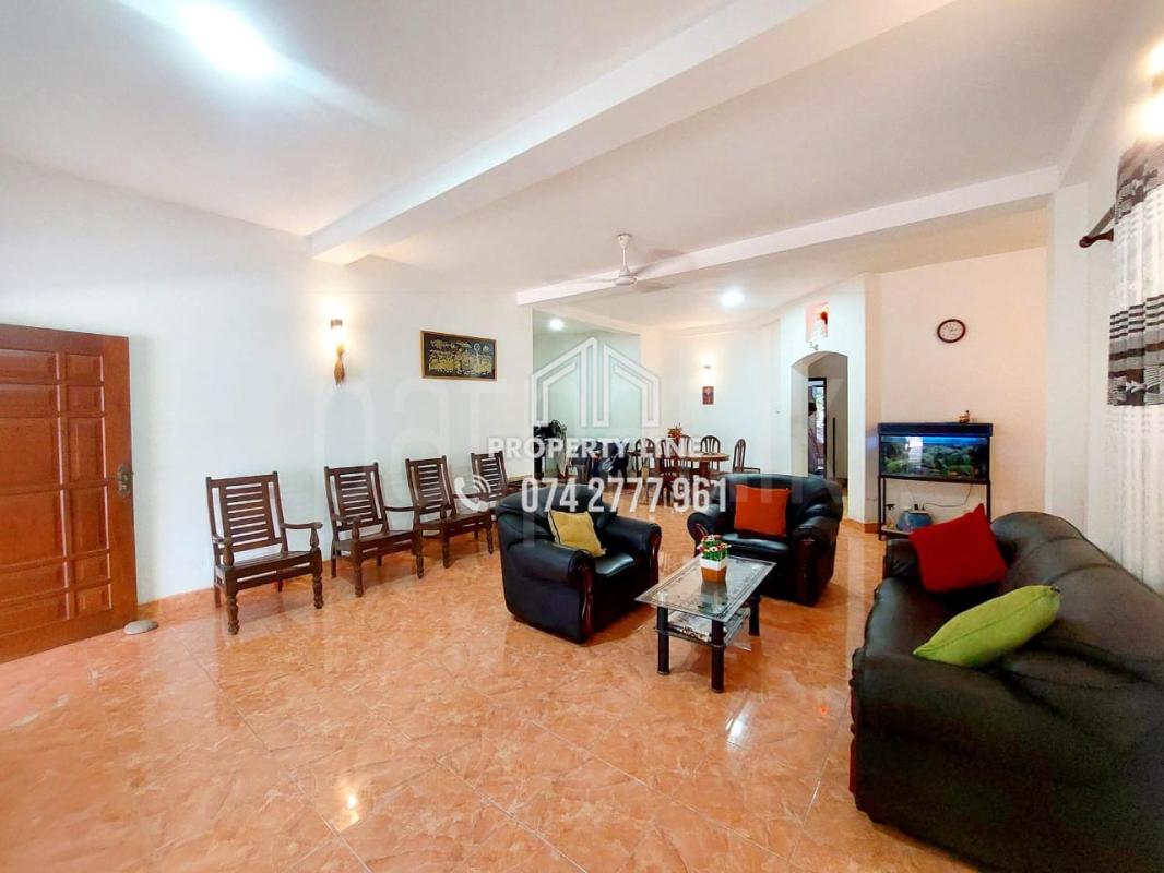 House for Sale in Habaraduwa ads-image-1