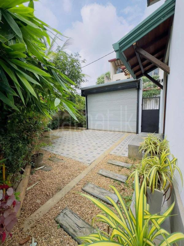 House for Sale in Piliyandala ads-image-1