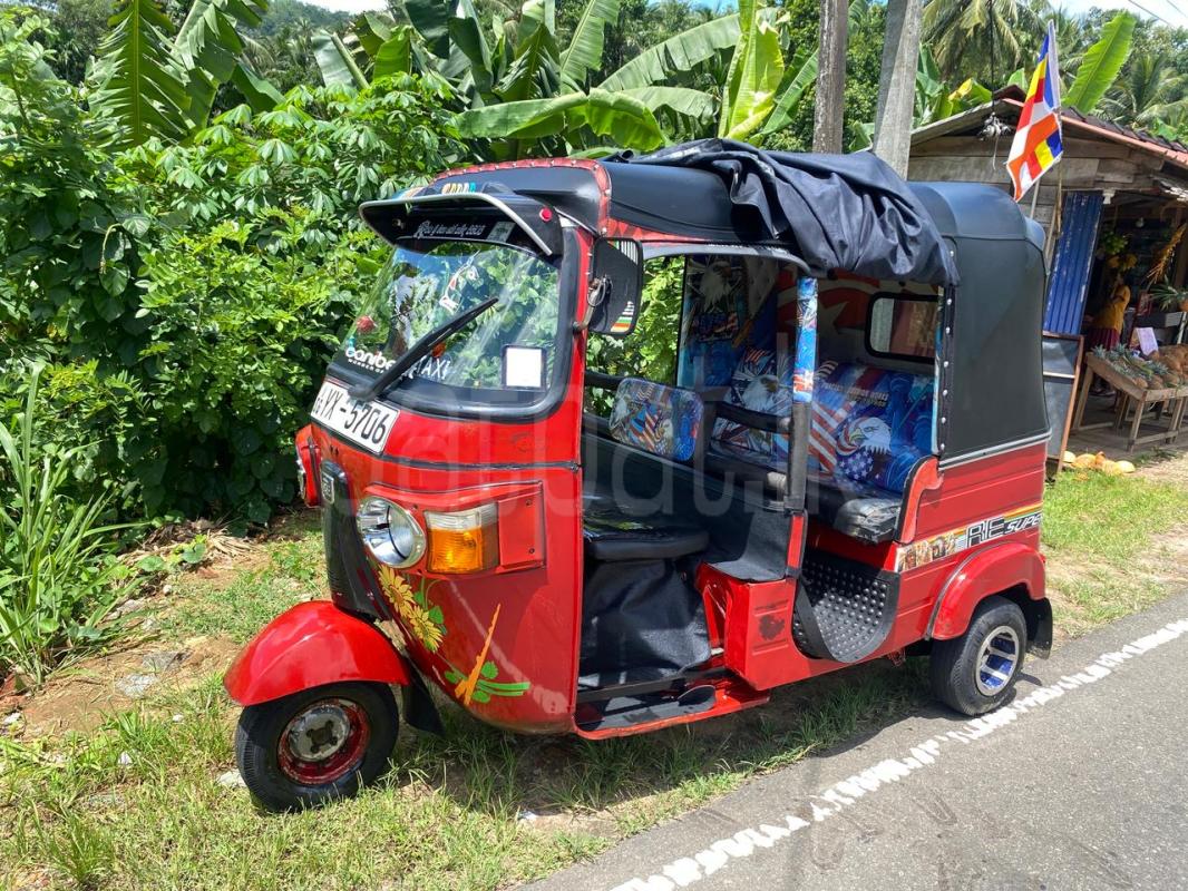 Bajaj Three Wheel 2012 - பயன்படுத்தப்பட்டது முச்சக்கர வண்டி sale in Sri Lanka - patpat.lk