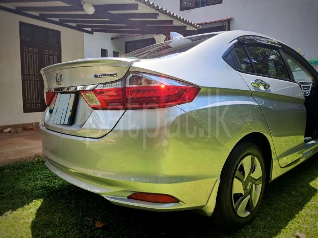 Advertisement image 4