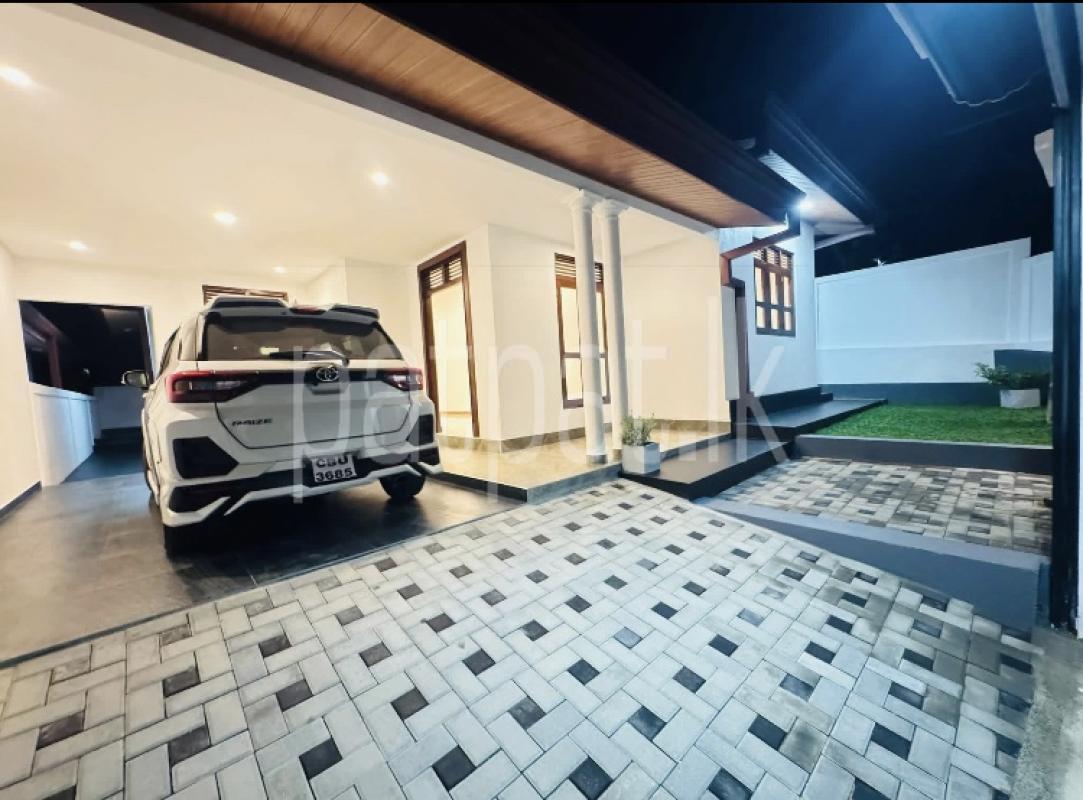 House for Sale in Homagama ads-image-1