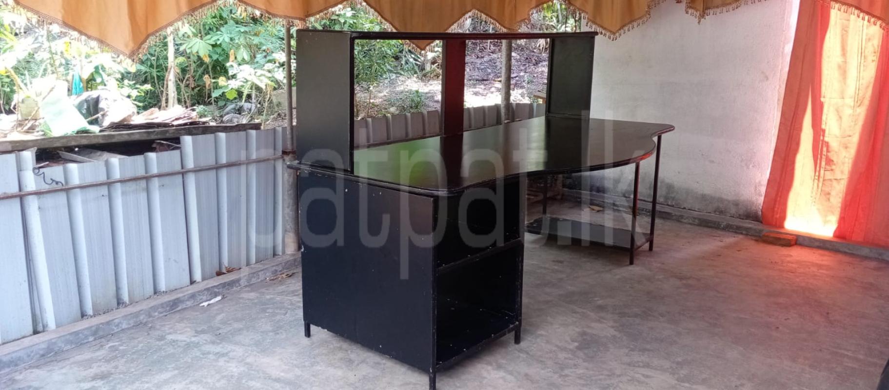 Computer editing table