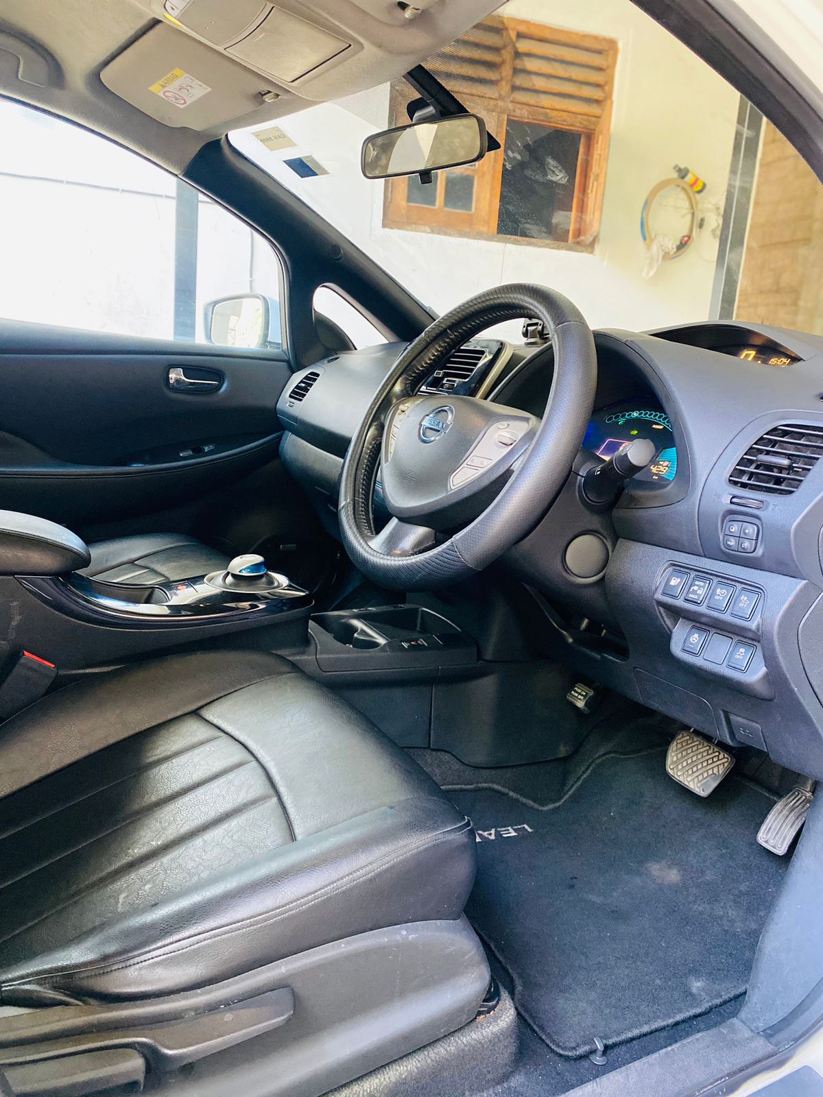 Nissan Leaf 2014 - Used Car sale in Sri Lanka - patpat.lk