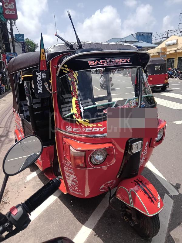 Bajaj 4 stroke 2010 - Used Three wheeler sale in Sri Lanka - patpat.lk