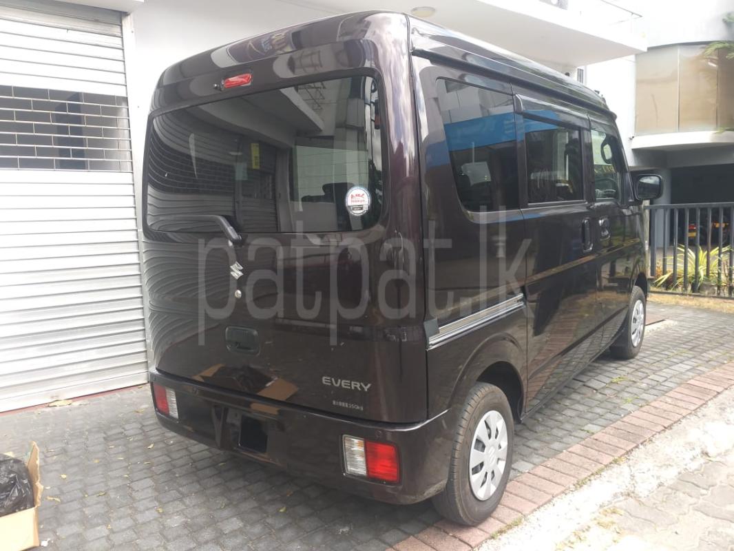 Advertisement image 6