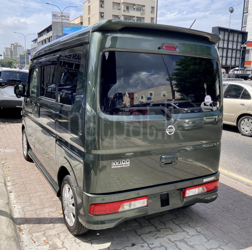 Advertisement image 6