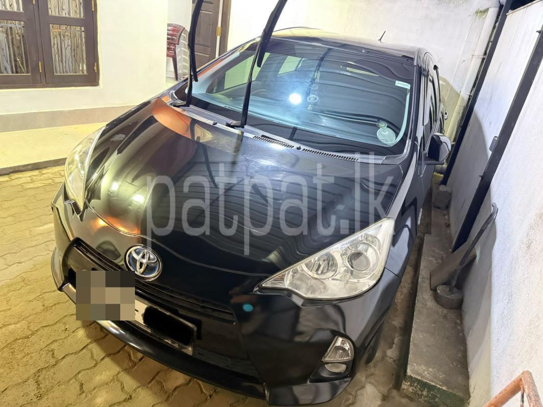 Toyota Aqua 2012 - பயன்படுத்தப்பட்டது கார் sale in Sri Lanka - patpat.lk