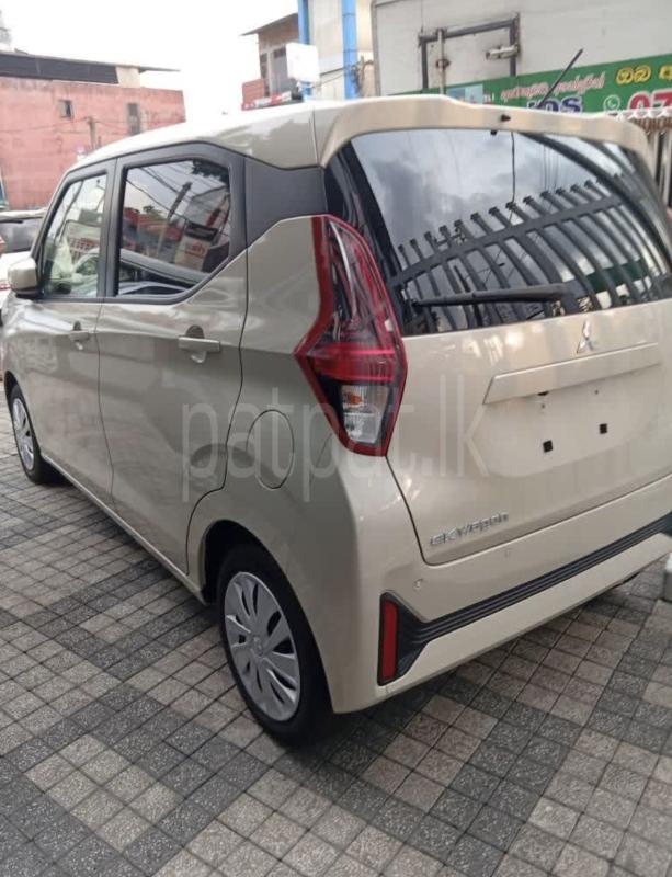 Mitsubishi eK 2024 - අලුත් කාර් sale in Sri Lanka - patpat.lk