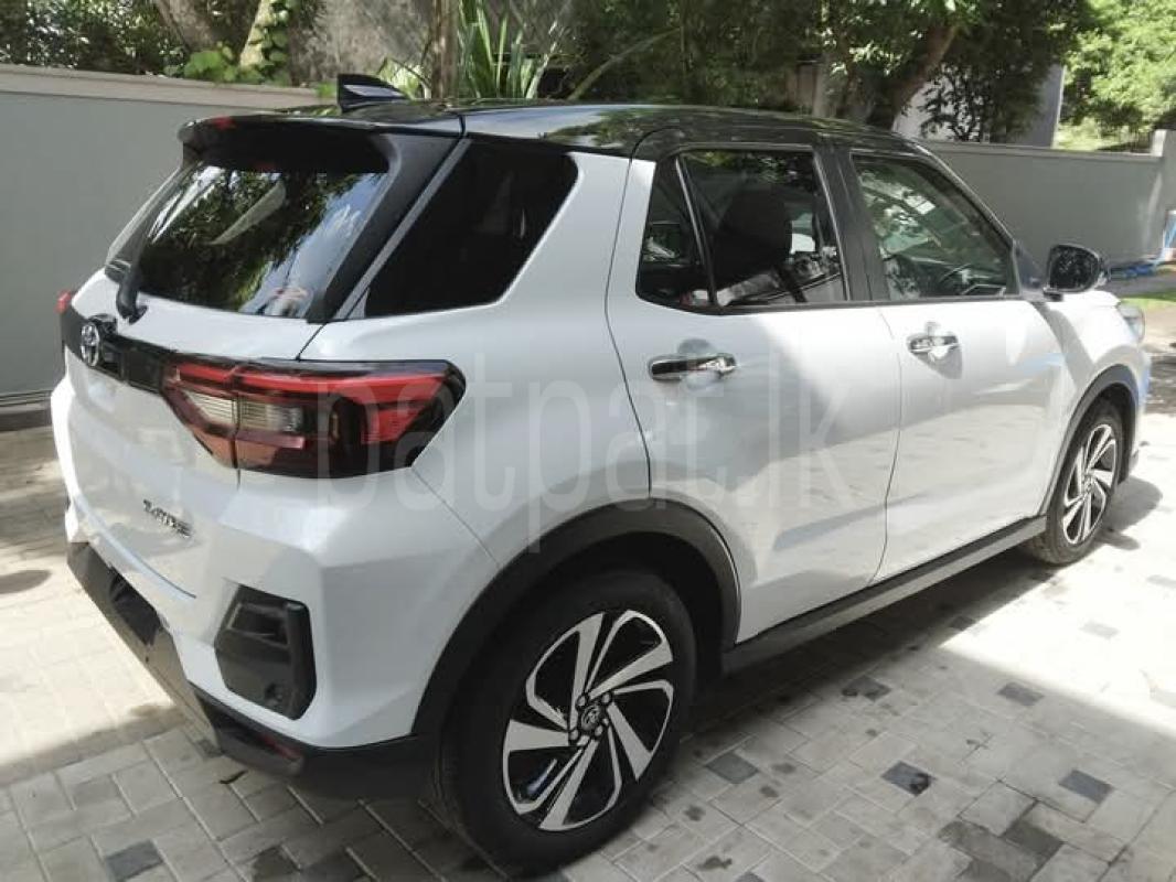 Advertisement image 3