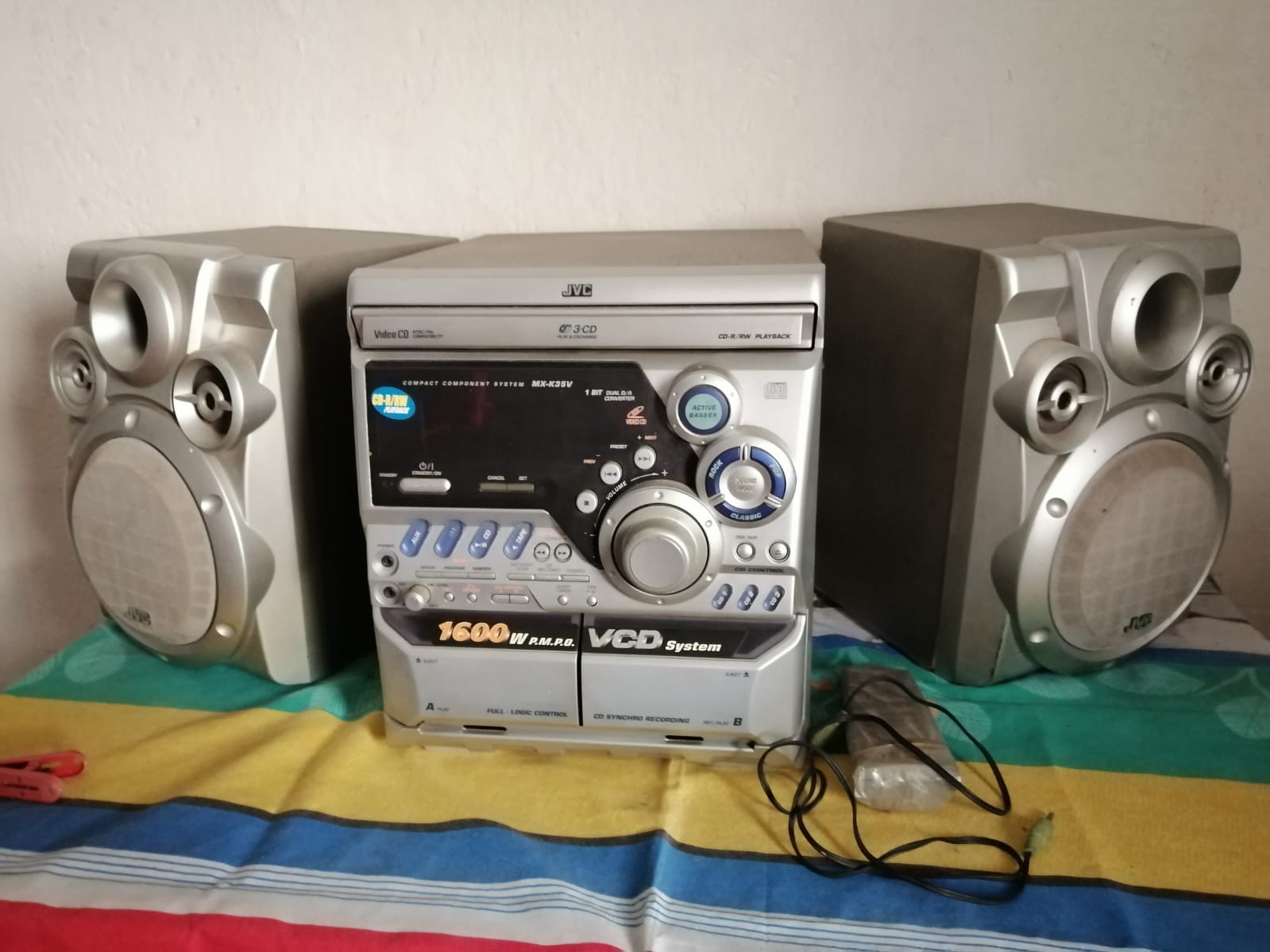 Immediate Sale – JVC VCD Player Setup for Sale – LKR 7,000 ads-image-1