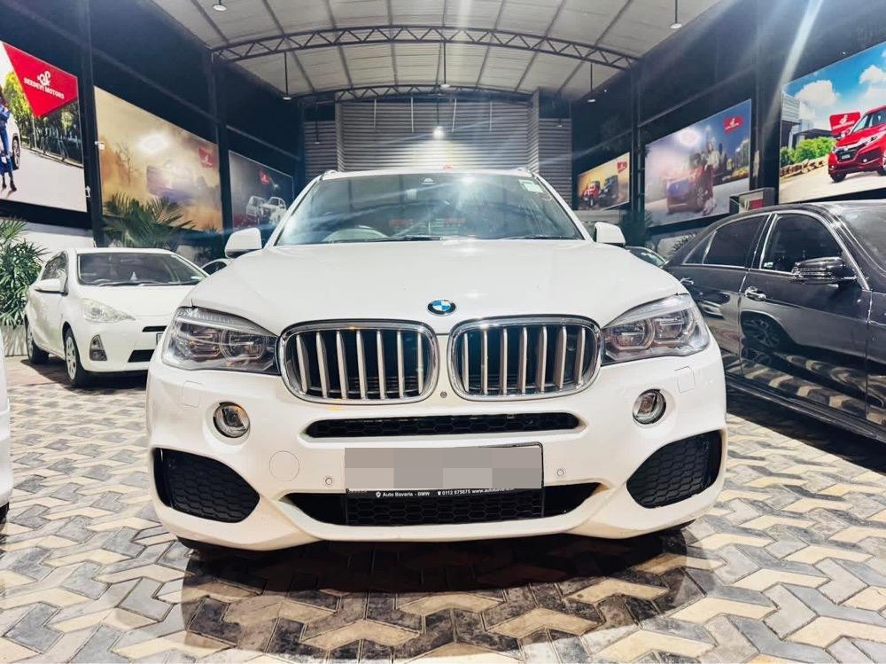 BMW X Series 2015 - භාවිතා කරන ලද SUV රථය sale in Sri Lanka - patpat.lk