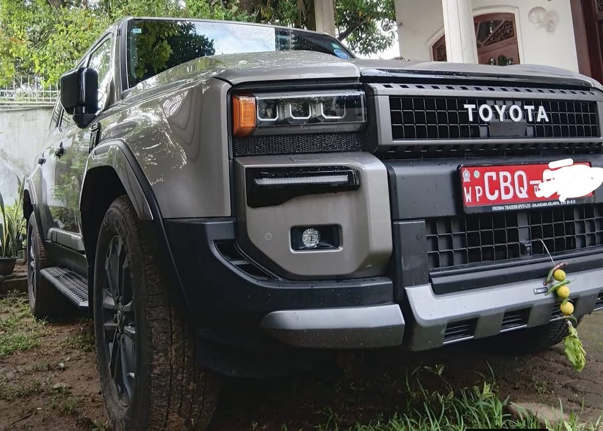Toyota Land Cruiser 2024 - නැවත සකස් කල SUV රථය sale in Sri Lanka - patpat.lk