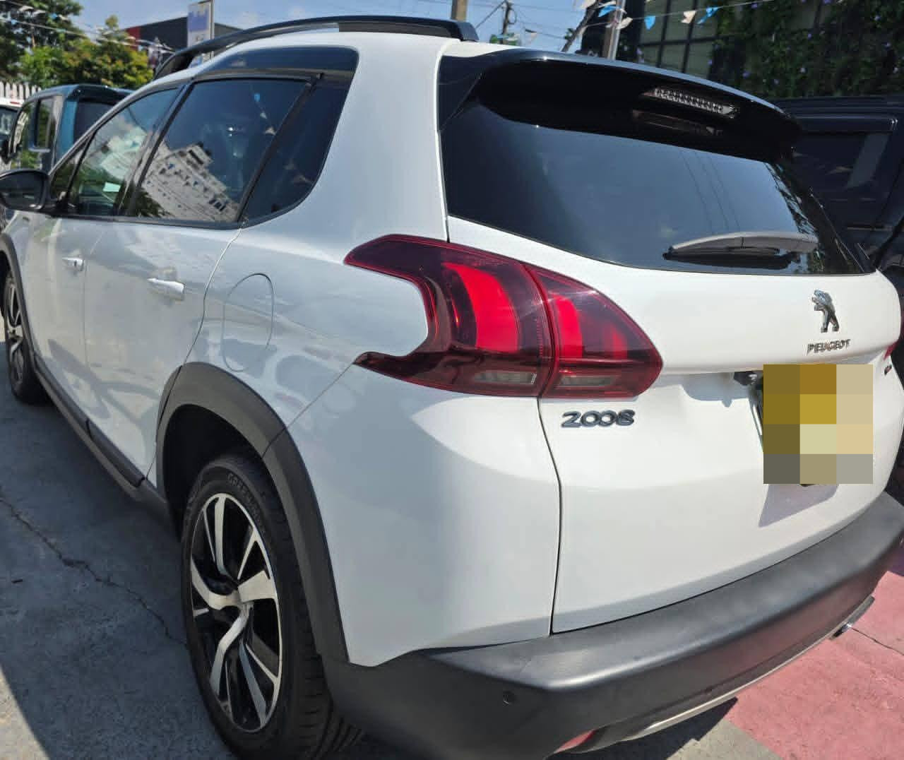 Peugeot 2008 2017 - பயன்படுத்தப்பட்டது SUV sale in Sri Lanka - patpat.lk