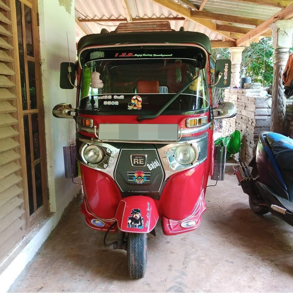 Bajaj Three Wheel 2014 - භාවිතා කරන ලද ත්‍රිරෝද රථය sale in Sri Lanka - patpat.lk